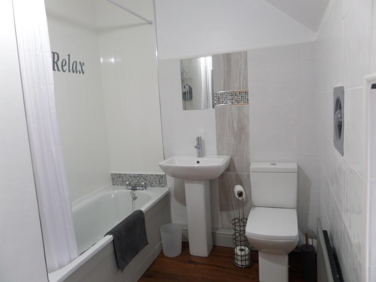 Antrim Coast Apartments Cushendall Esterno foto